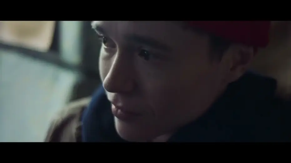 Відео до фільму Close to You — “Sam Meets Katherine” Official Clip