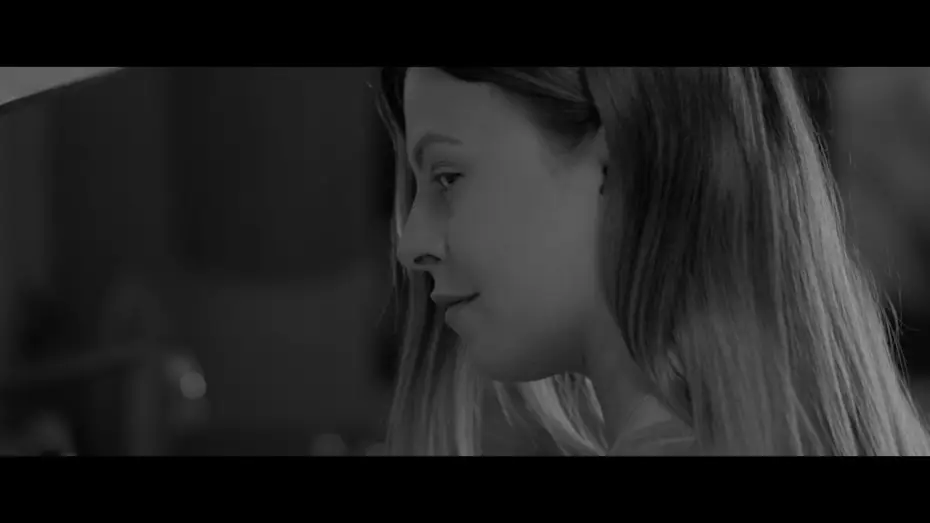 Відео до фільму El Apartamento — El Apartamento | Teaser Oficial