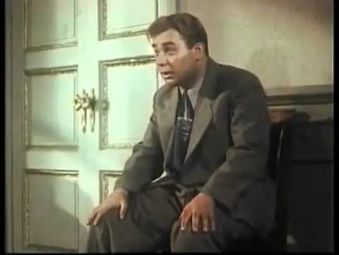 Відео до фільму Дело Румянцева — Дело Румянцева (1955) -Так, иногда теряют друзей.
