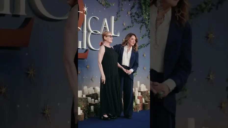 Відео до фільму Практична магія 2 — Dianne Wiest and Stockard Channing reunited at the PRACTICAL MAGIC 2 London premiere!
