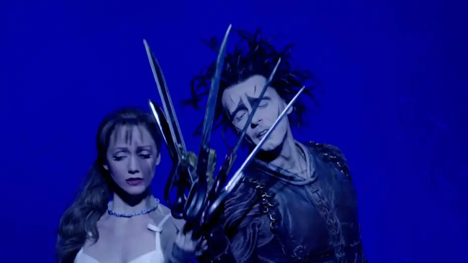 Відео до фільму Edward Scissorhands: Matthew Bourne&rsquo;s Dance Version | Edward Scissorhands: Matthew Bourne's dance version of Tim Burton's classic Cinema Trailer