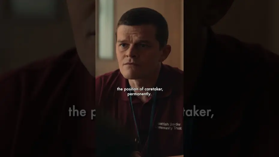 Відео до фільму Я лаюсь — John is going places.