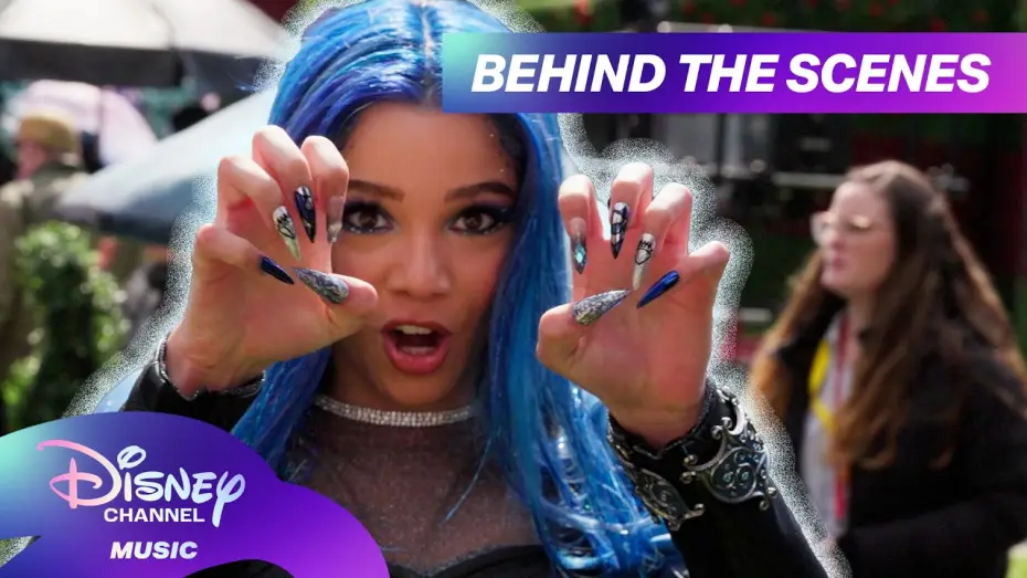 Відео до фільму Нащадки: Зловісна Країна чудес — Wonderland Fashion | Descendants: Wicked Wonderland Behind the Scenes