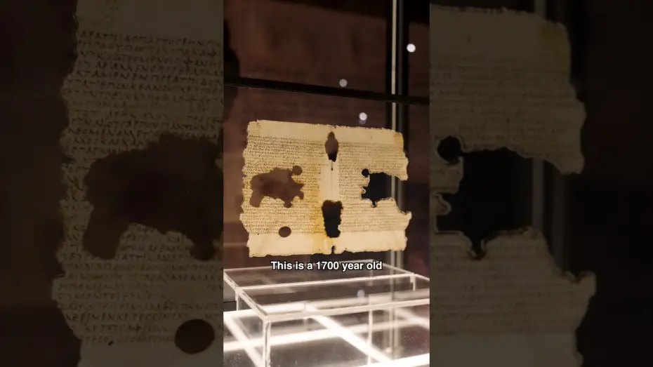 Відео до фільму Одіссея — The Odyssey cast with the oldest known book copy of Homer’s epic in existence