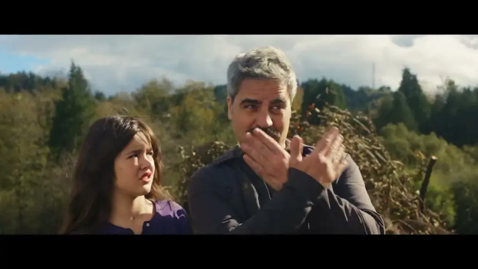Відео до фільму Sin cobertura — Una familia, un viaje en el tiempo, mil aventuras.