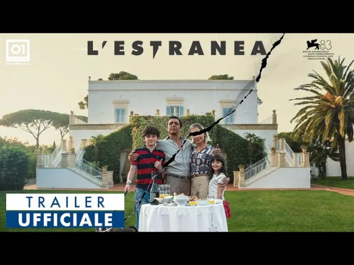 Відео до фільму L'estranea — L'ESTRANEA di Paolo Strippoli (2026) #venezia83 - TRAILER UFFICIALE HD