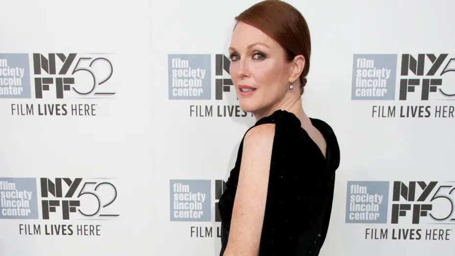 Відео до фільму Зоряна карта — NYFF52 "Maps to the Stars" Red Carpet | Julianne Moore
