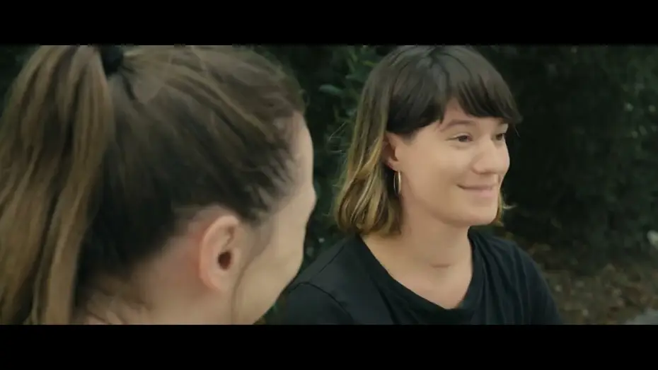 Відео до фільму Коханки — Amantes de Caroline Fournier Bande (Bande-Annonce) - Cineffable 2025
