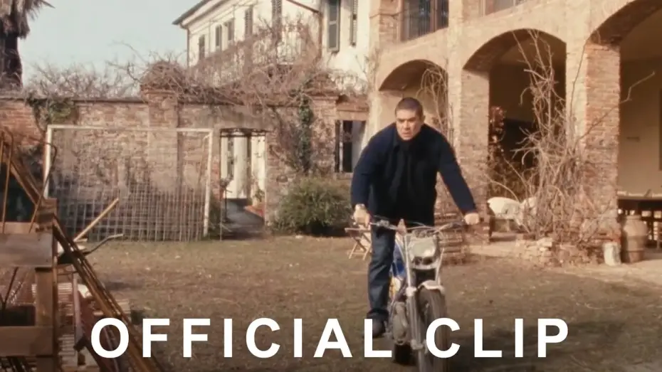 Відео до фільму I figli della scimmia — Children of the Monkey new clip official from Venice Film Festival 2026 (2/2)