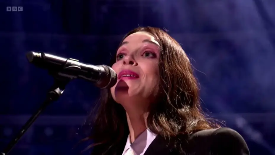 Відео до фільму St. Vincent at the Proms — ST. VINCENT // 2025-09-03 BBC Proms - Violent Time