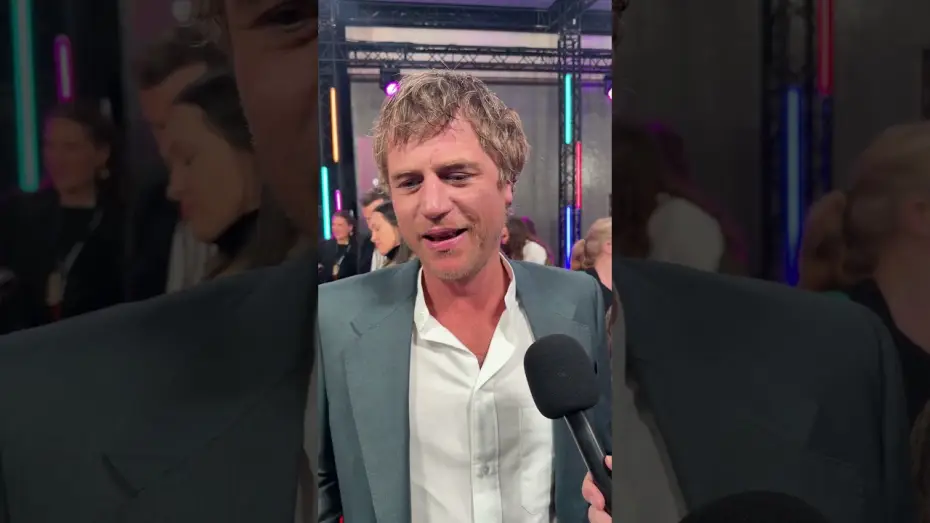 Відео до фільму Ельсінор — Johnny Flynn on Ian Charleson's bravery and courage