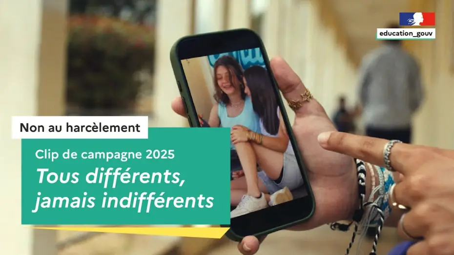 Відео до фільму Harceleurs — Tous différents, jamais indifférents - Campagne #NonAuHarcèlement 2025-2026