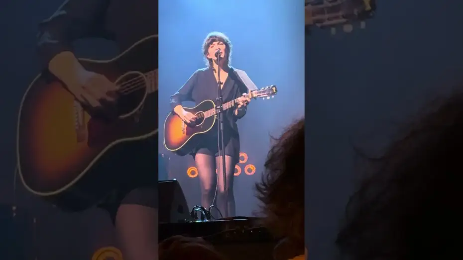 Відео до фільму The songs of Joni Mitchell au Casino de Paris | Lail Arad "Big Yellow Taxi" - 17/11/25 - Casino de Paris