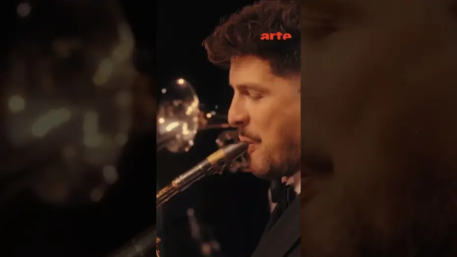 Відео до фільму RAYE live at Montreux Jazz Festival — RAYE invites Alicia Keys on stage at the Montreux Jazz Festival ✨ – ARTE Concert