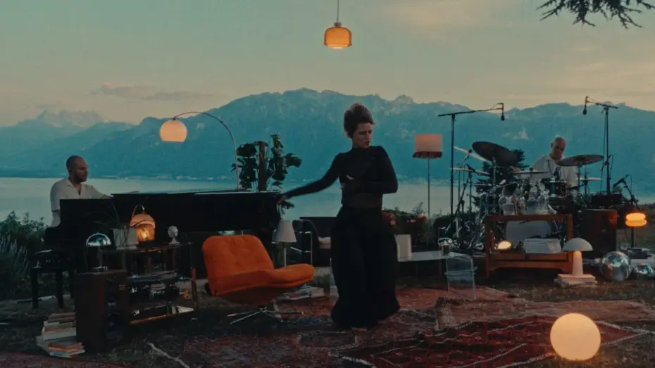 Відео до фільму Selah Sue and the Gallands - Lake Session at Montreux | Selah Sue & The Gallands &ndash; Lake Session at Montreux - "Invincible" (Omar Apollo Cover)