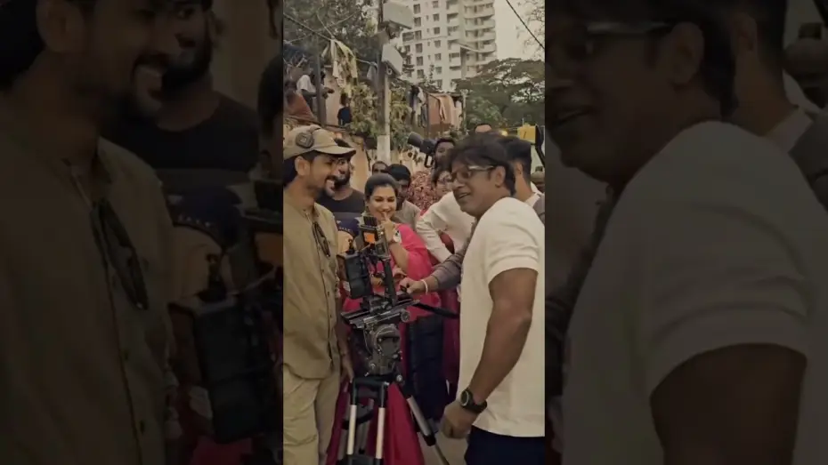 Відео до фільму ಸಿಟಿ ಲೈಟ್ಸ್ — ಏನ್ ಅಜ್ಜೀ ಡ್ಯಾನ್ಸು | City Lights | Duniya Vijay | Vinay Rajkumar | Monisha Vijaya kumar | Sandalwood