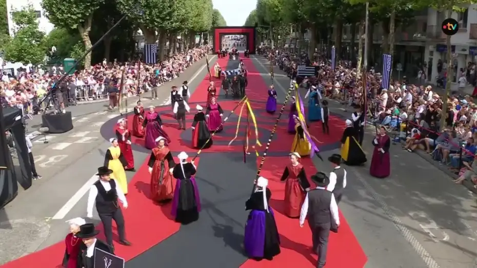 Відео до фільму La Grande Parade des Nations celtes — Grande Parade des Nations Celtes 2026 - Cercle Korollerien Laeta (Clohars-Carnoët)