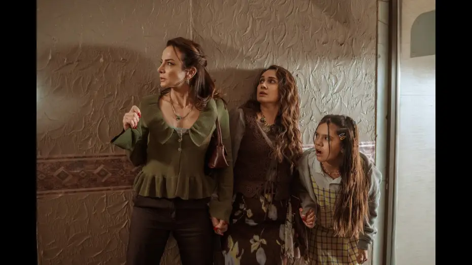 Відео до фільму Se Busca Cuñada Cualquiera — Mira el tráiler de 'Se busca cuñada', un cortometraje dirigido por Lore V. Olivera - Exclusiva THR