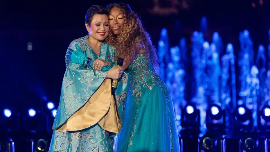 Відео до фільму Disney Princess: The Ultimate Concert Celebration — Lea Salonga & Brandy "A Whole New World"