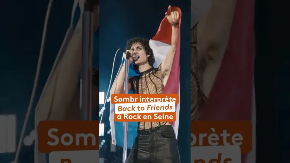 Відео до фільму Sombr - Rock en Seine 2026 — Sombr met le feu à Rock en Seine avec son titre « Back to Friends »