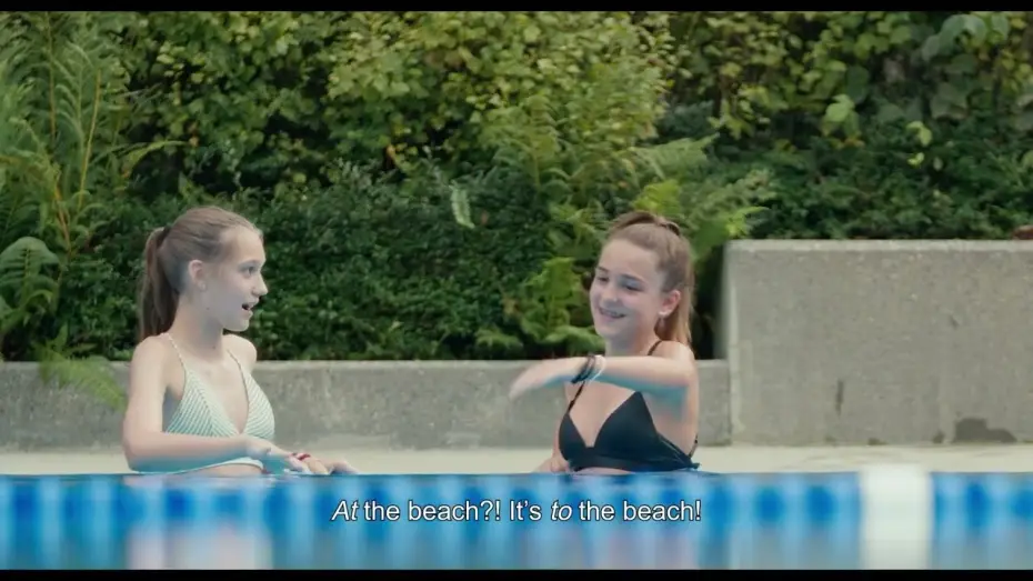 Відео до фільму Zwei Sommer in der Badi — BETWEEN SUMMERS | Official Teaser