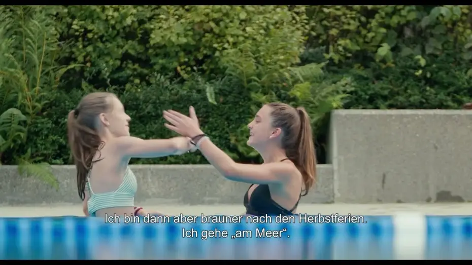 Відео до фільму Zwei Sommer in der Badi — ZWEI SOMMER IN DER BADI | Offizieller Teaser