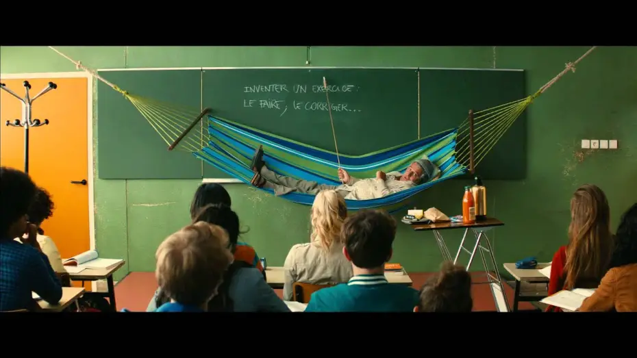 Відео до фільму Божевільні преподи — Les Profs - bande-annonce