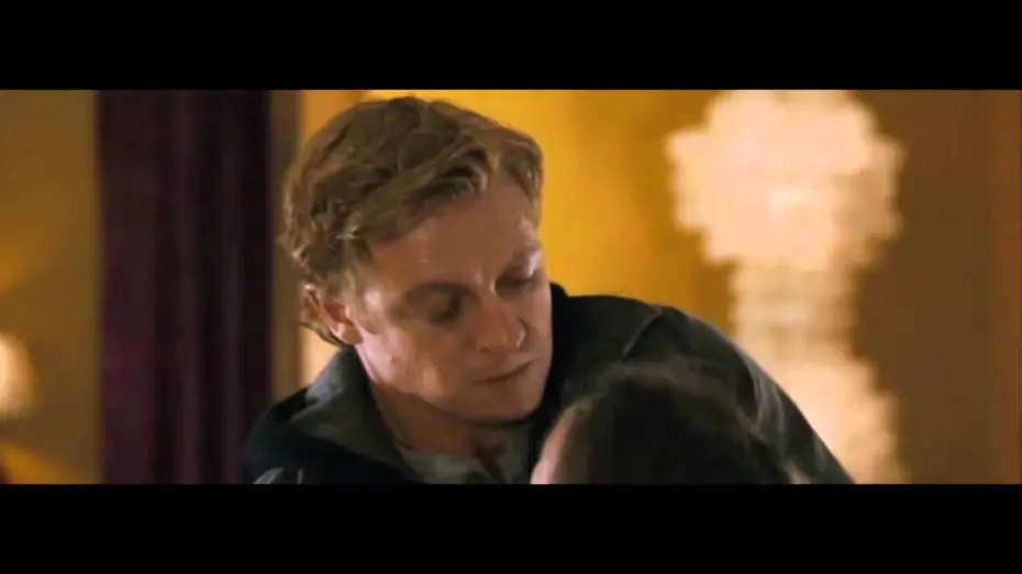 Відео до фільму Зникнення — Not forgotten [Chloe Moretz & Simon Baker] (2009)[VF]