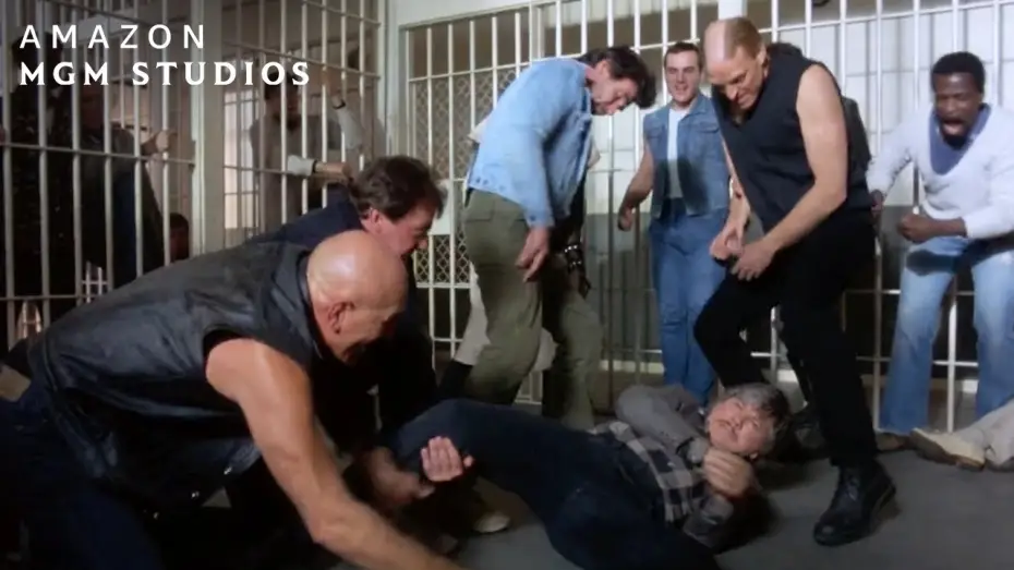 Відео до фільму Death Wish 3 — Ambushed In Jail