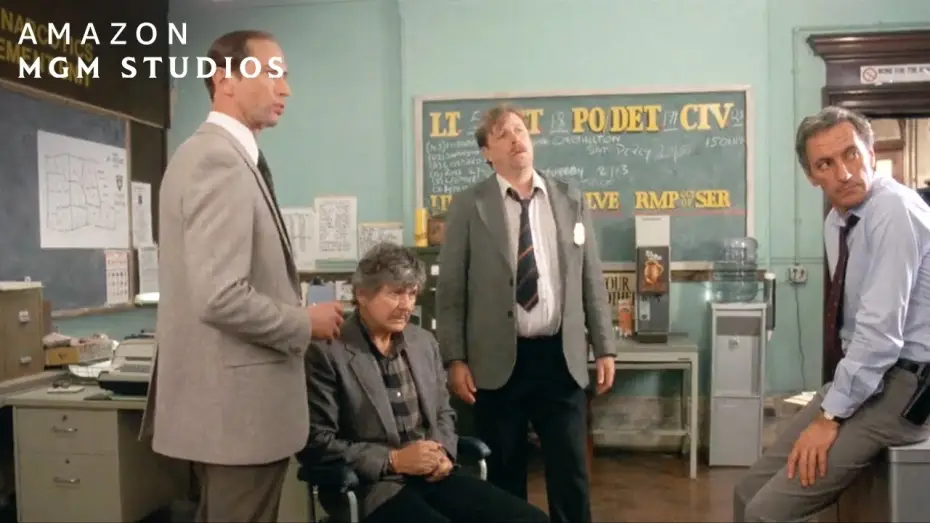 Відео до фільму Death Wish 3 — Paul Gets Arrested
