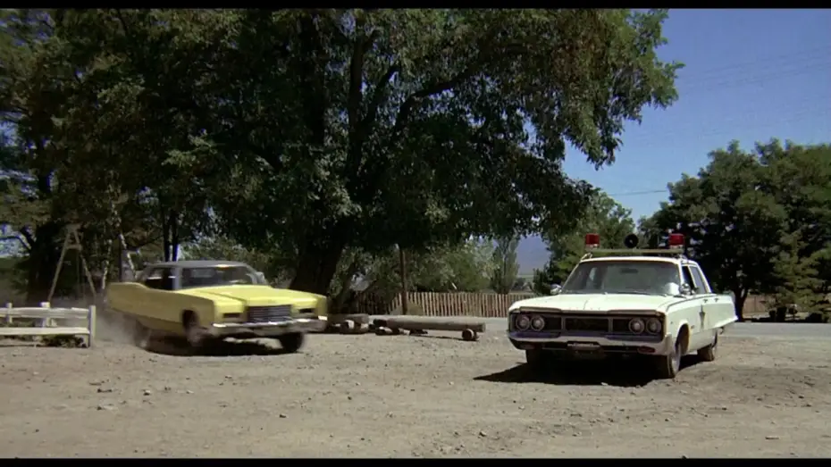 Відео до фільму Charley Varrick — TUEZ CHARLEY VARRICK ! - extrait "Permis, s'il-vous-plaît" VOST