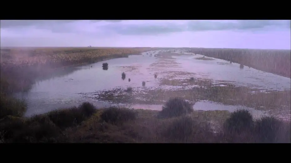 Відео до фільму Мініатюрний острів — LA ISLA MINIMA - Extrait 3