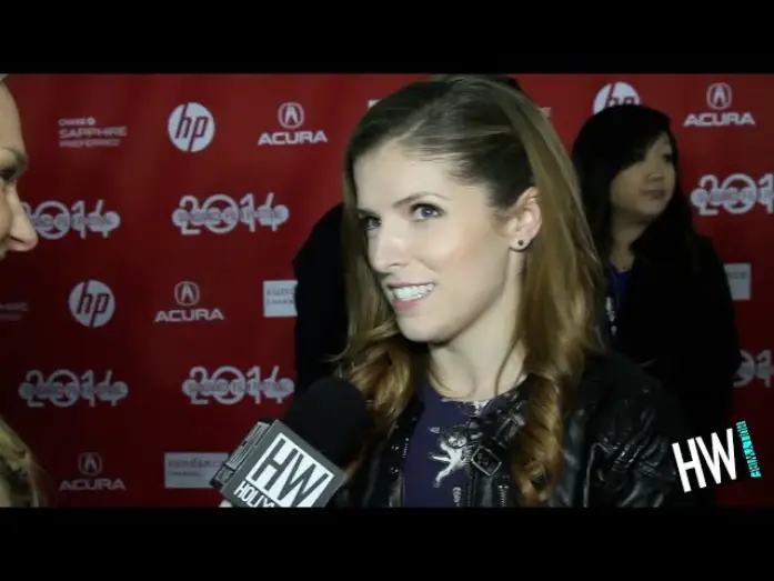 Відео до фільму Happy Christmas — Anna Kendrick Talks 'Happy Christmas' Role & 'Cups' Success