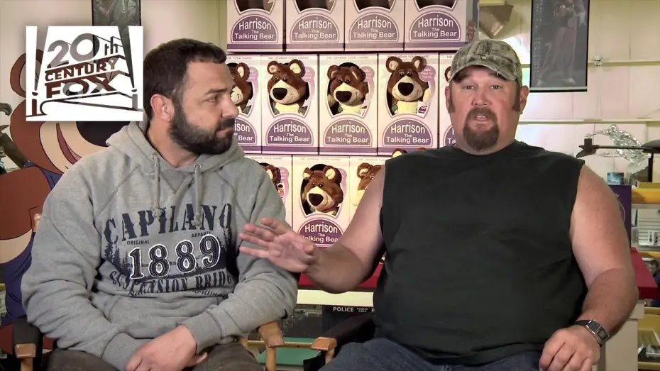 Відео до фільму Jingle All the Way 2 — Larry and Santino's Black Friday Tip #2
