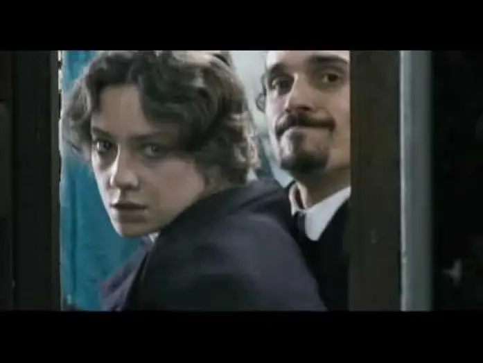 Відео до фільму Перемогти — VINCERE - TRAILER