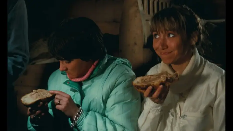 Відео до фільму Les Bronzés font du ski — LES BRONZÉS FONT DU SKI | Extrait - Dégustation paysanne