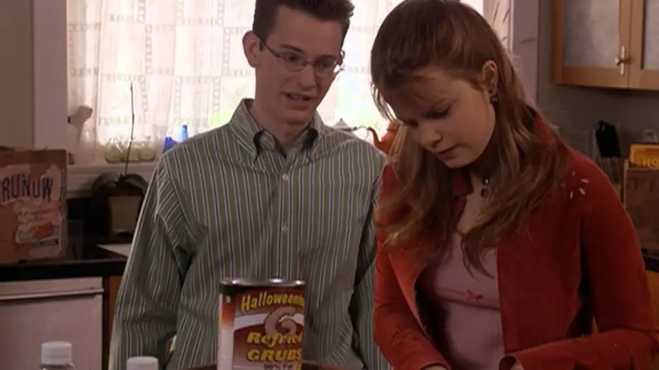Відео до фільму Halloweentown High — Halloweentown High School - Trailer