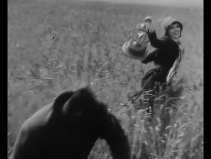 Відео до фільму City Girl — Gloriously Beautiful Clip - Murnau's City Girl(1930)