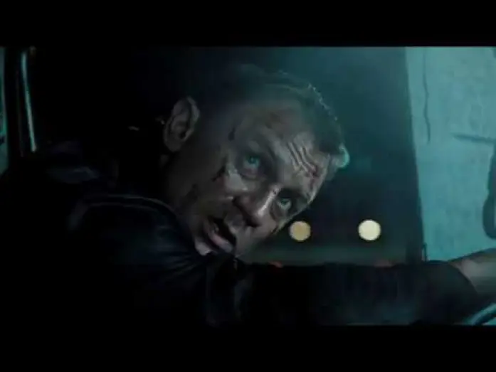 Відео до фільму 007: Казино Рояль — Tanker Chase