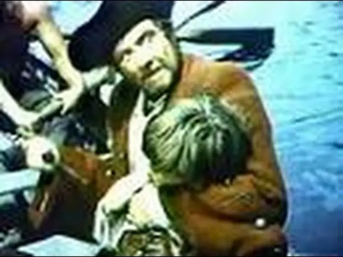 Відео до фільму Dr. Syn, Alias the Scarecrow — Treasure Island & Dr. Syn, Alias The Scarecrow (Trailer for TV, 1975)
