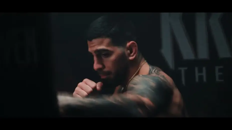 Відео до фільму Крейвен-мисливець | The Hunter vs El Matador. &iquest;Preparado?