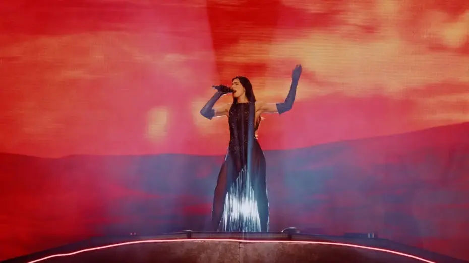 Відео до фільму Dua Lipa: Live From Mexico | Dua Lipa - Falling Forever (En concert au Mexique)