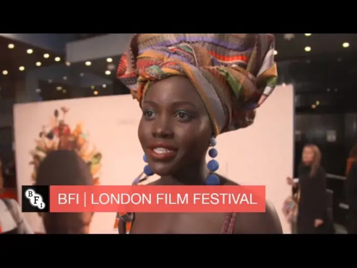 Відео до фільму Королева Катве — Queen of Katwe premiere: Lupita Nyong'o and David Oyelowo become mates in chess drama