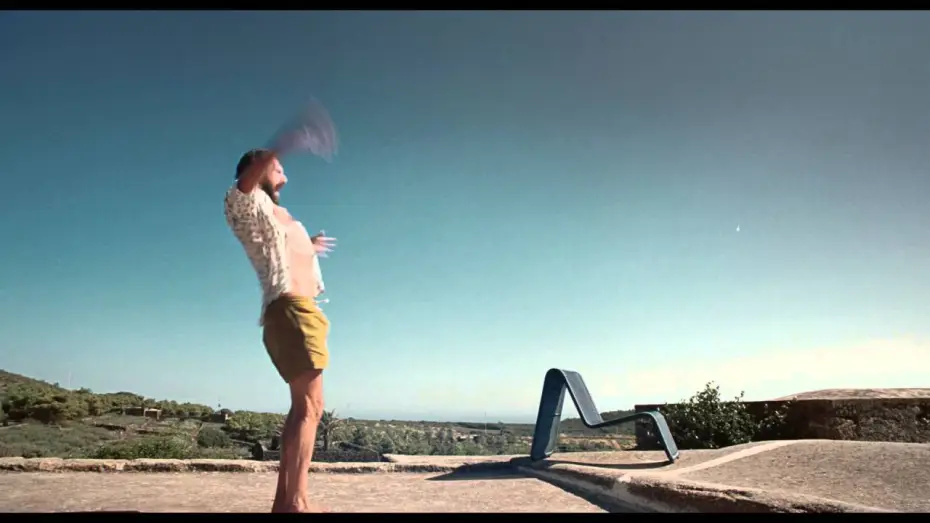 Відео до фільму Великий сплеск — Au bord de la piscine - Bande-annonce Canada  (VF de A BIGGER SPLASH)