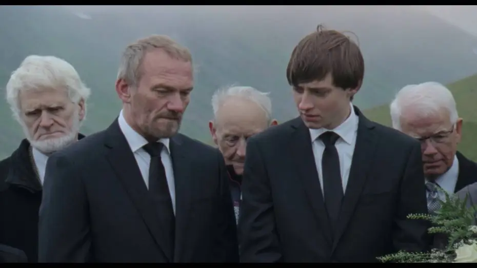 Відео до фільму Þrestir — SPARROWS trailer  castellano