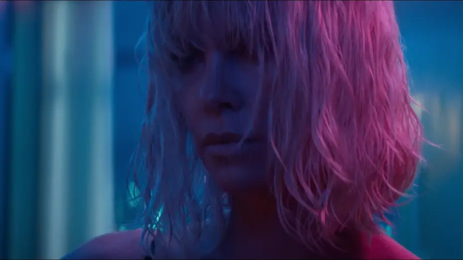 Відео до фільму Атомна блондинка — Trailer Tease 2