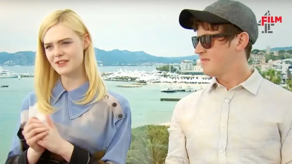 Відео до фільму Як спілкуватися з дівчатами на вечірках — Neil Gaiman, Elle Fanning & more on How To Talk To Girls At Parties