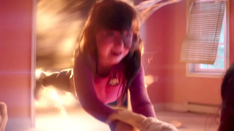 Відео до фільму American Poltergeist — POLTERGEIST Bande Annonce VF (2015)