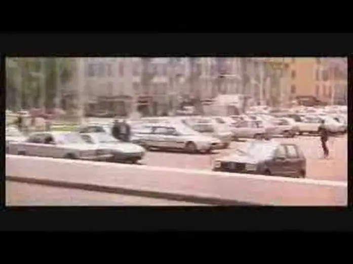 Відео до фільму Весела Пасха — joyeuses pâques