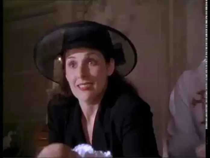 Відео до фільму Місіс Вінтерборн — Mrs  Winterbourne 1996 MOVIE TRAILER - Shirley MacLaine, Ricki Lake, Brendan Fraser